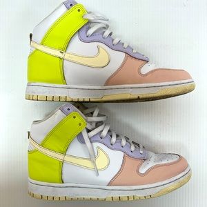 Nike high top dunk